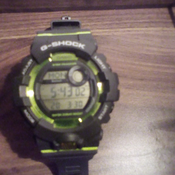 Men's new G-Shock watch - Picture 3 of 3